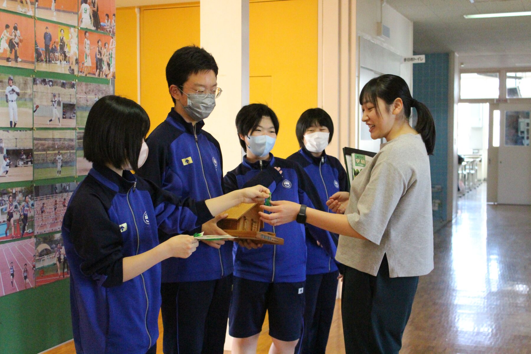 緑の羽根募金　２日目 2枚目写真