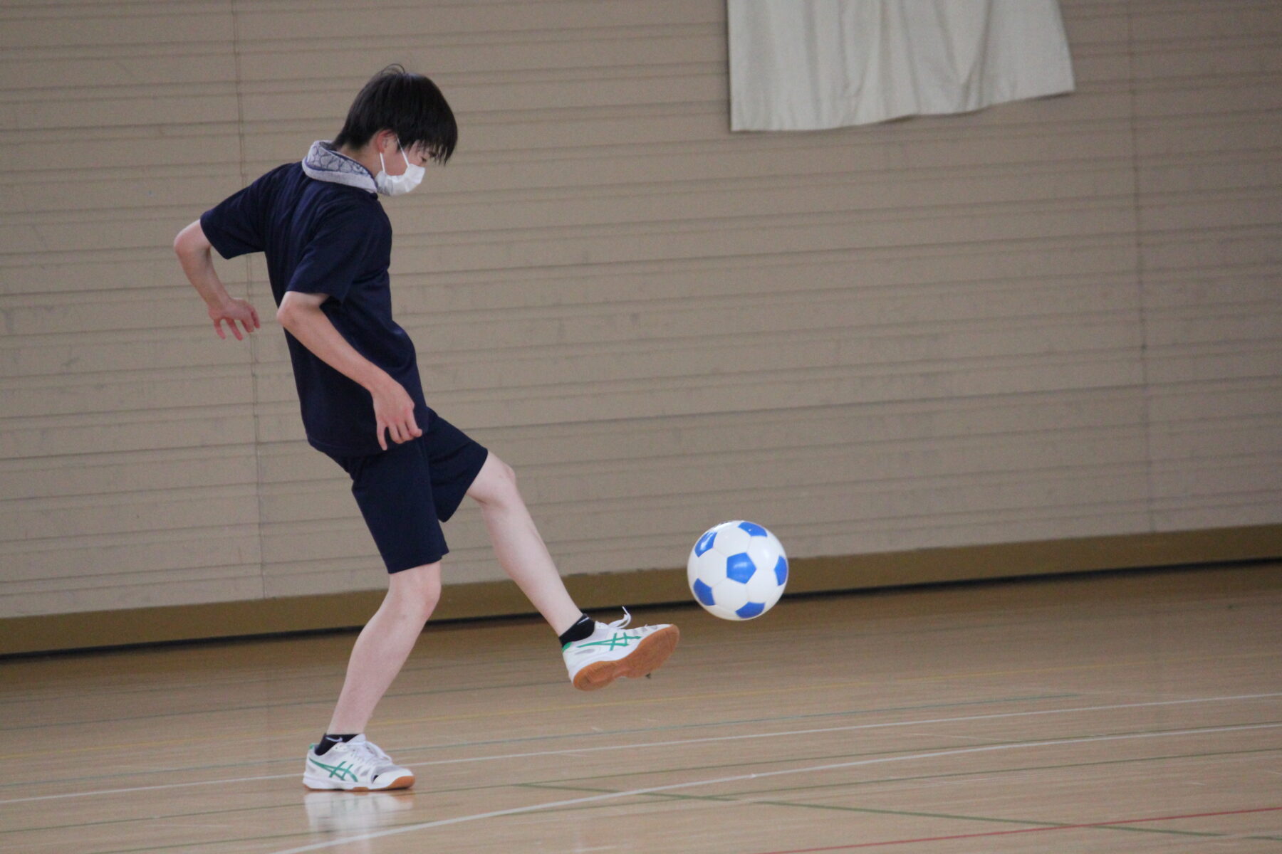 ３年生は迫力が違います　サッカー　その１ 3枚目写真