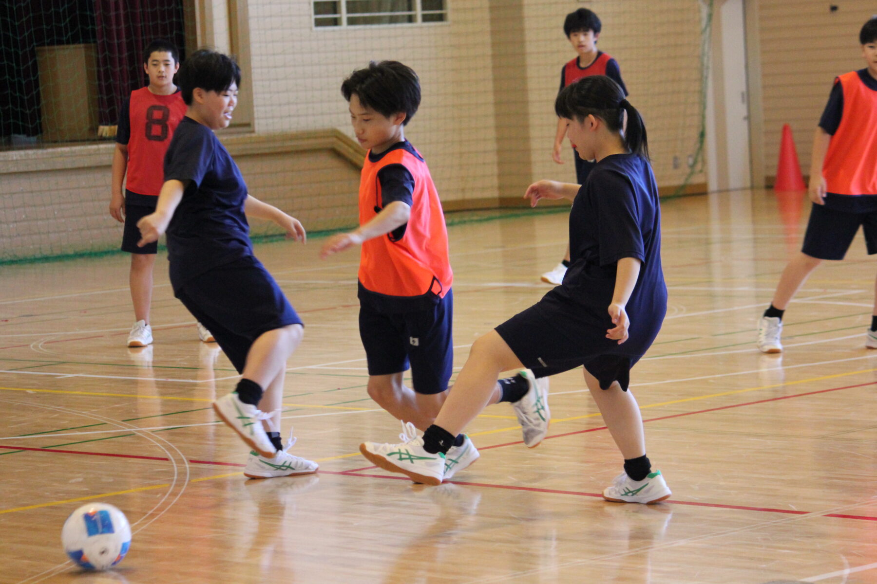 サッカー　強気の女子チーム 3枚目写真