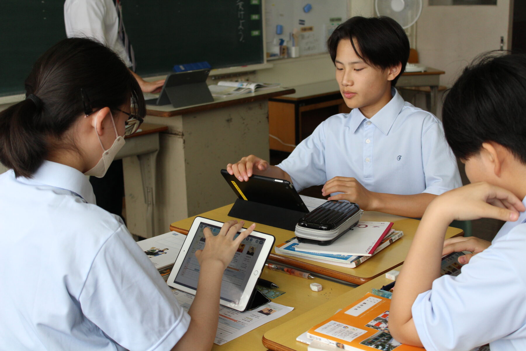 先生方も学びます　公開授業 2枚目写真