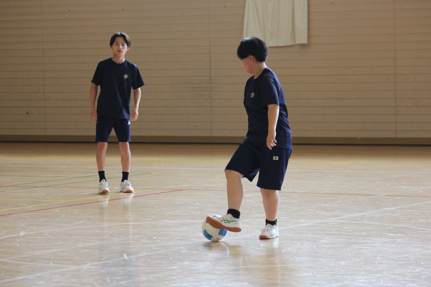 １・２年合同体育　サッカー　その１ 4枚目写真