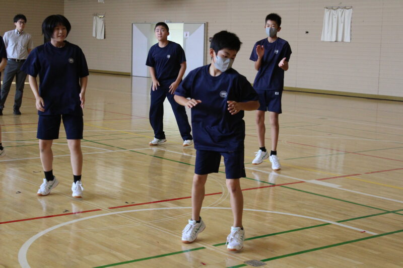 ステージ上のポジション決め　バミリ