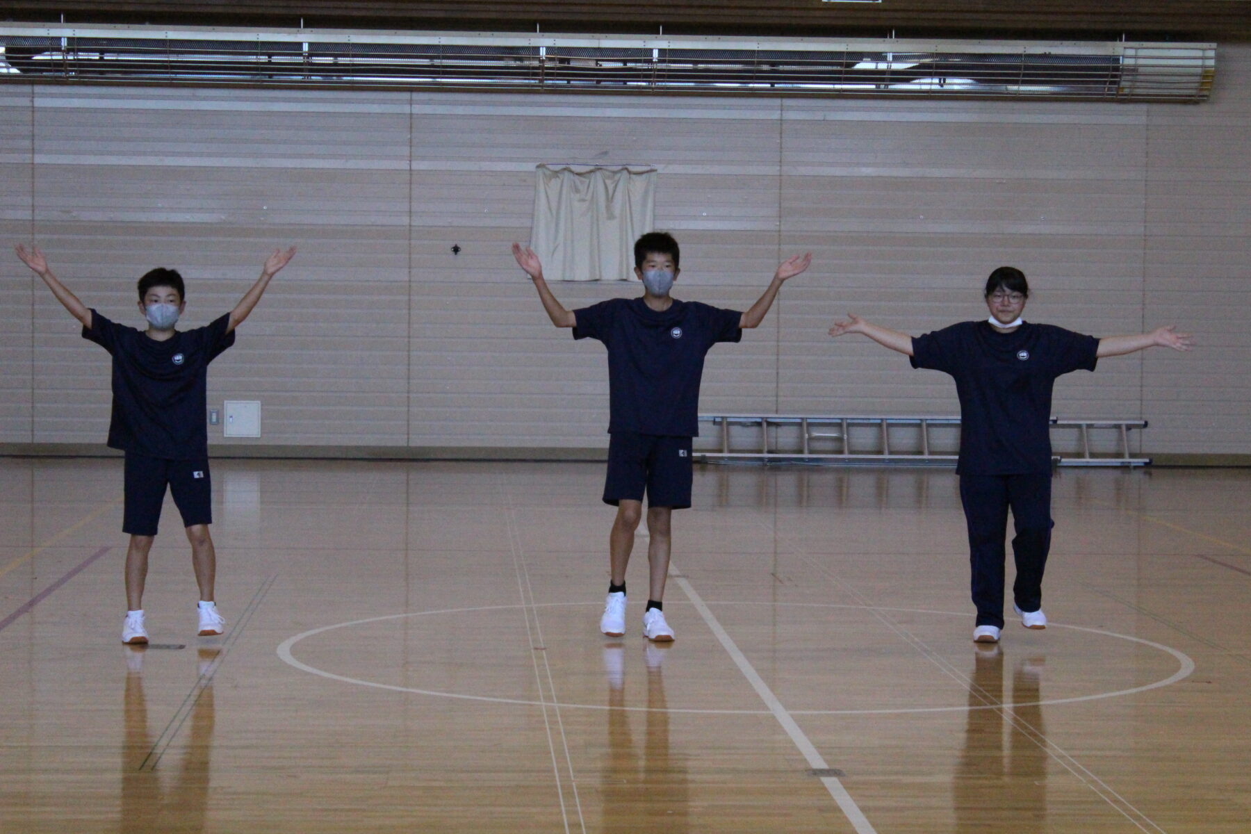 踊るテスト 1枚目写真