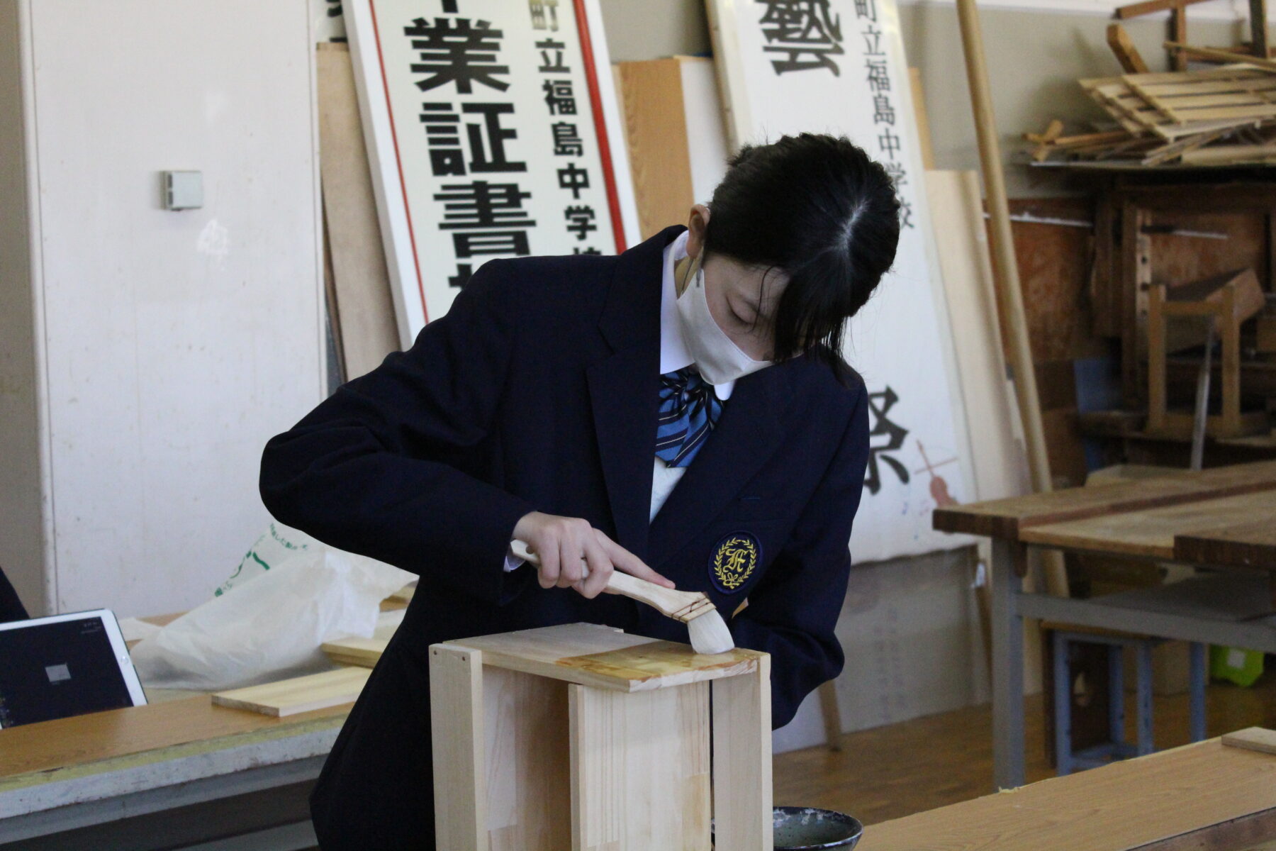 完成間近、木工作品 7枚目写真