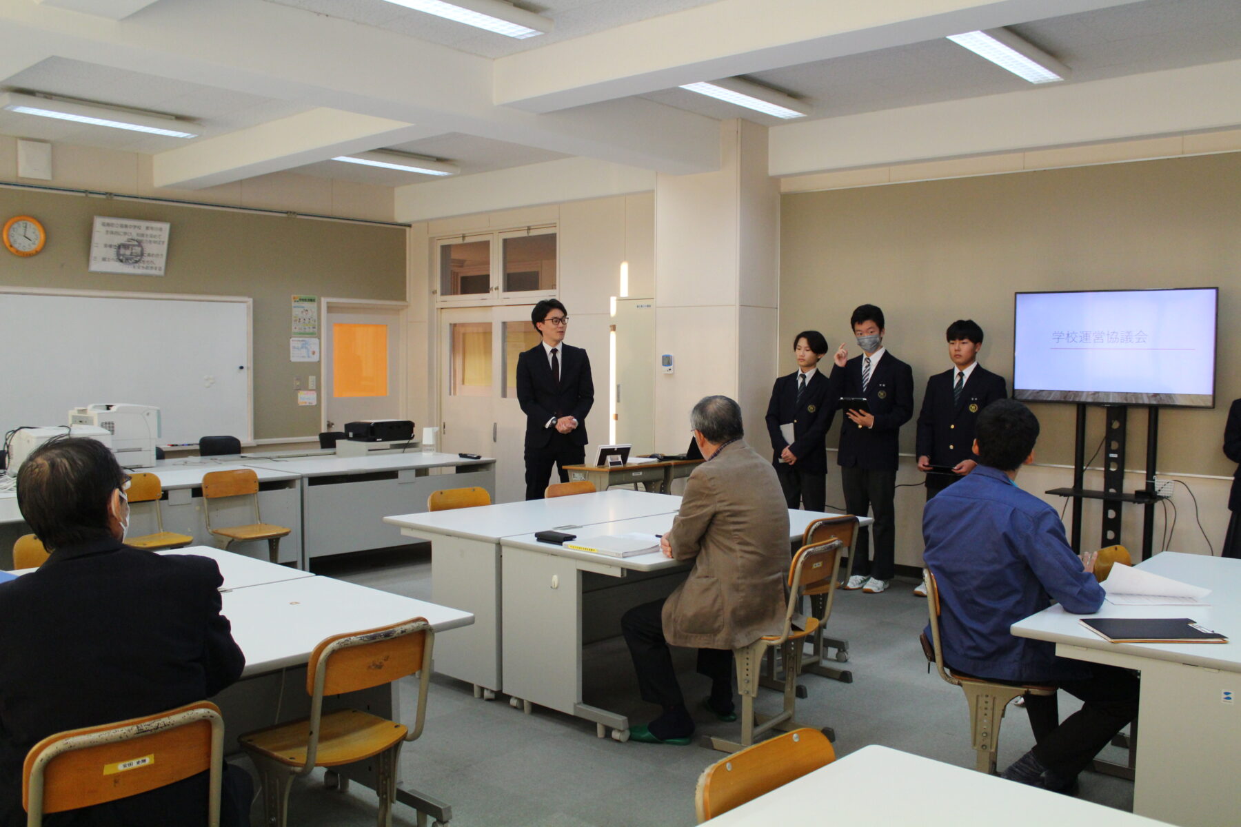 CS学校運営協議会と生徒会書記局との交流会 2枚目写真