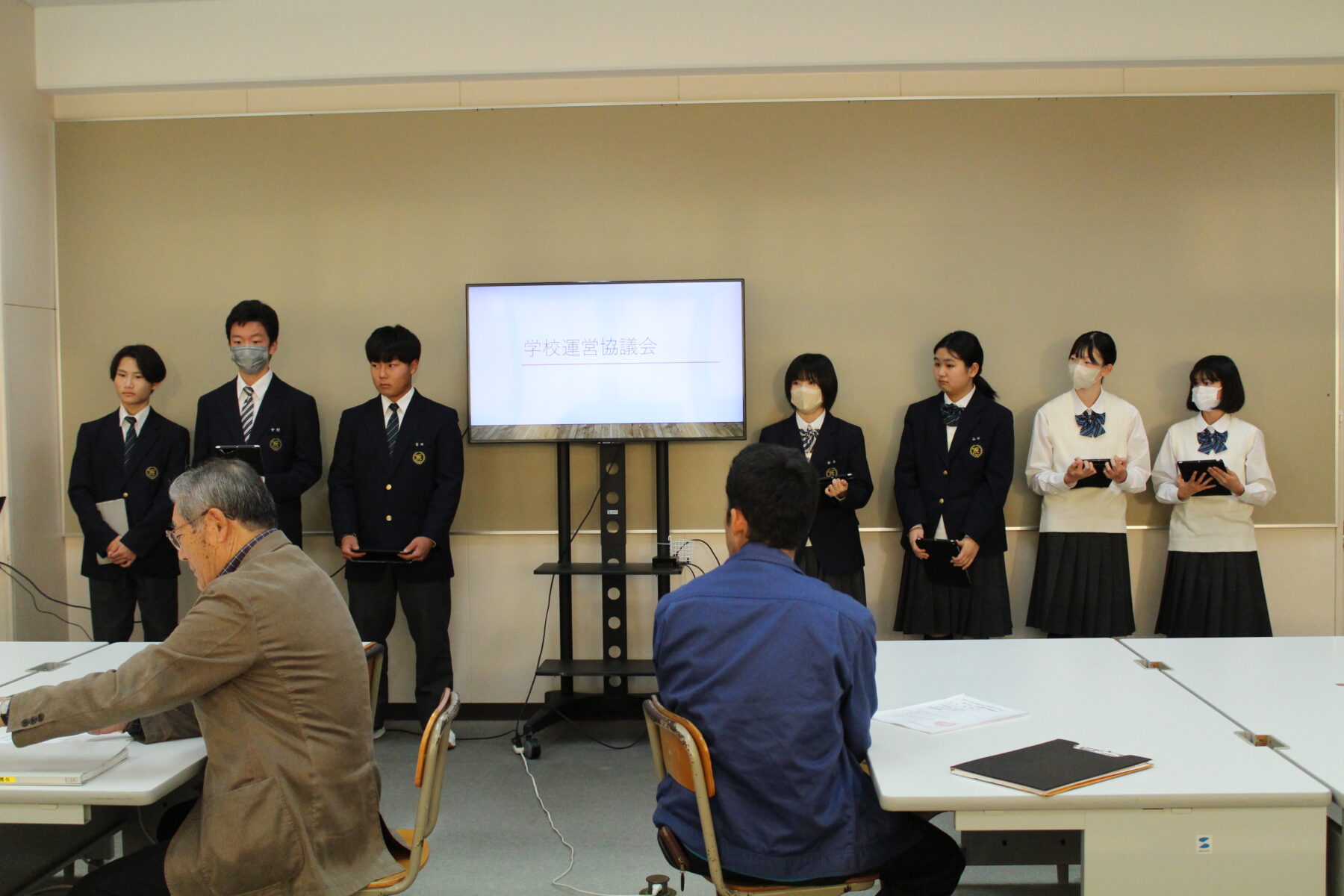 CS学校運営協議会と生徒会書記局との交流会 3枚目写真