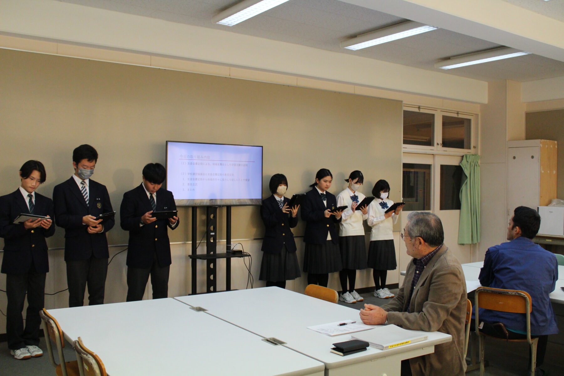 CS学校運営協議会と生徒会書記局との交流会 5枚目写真