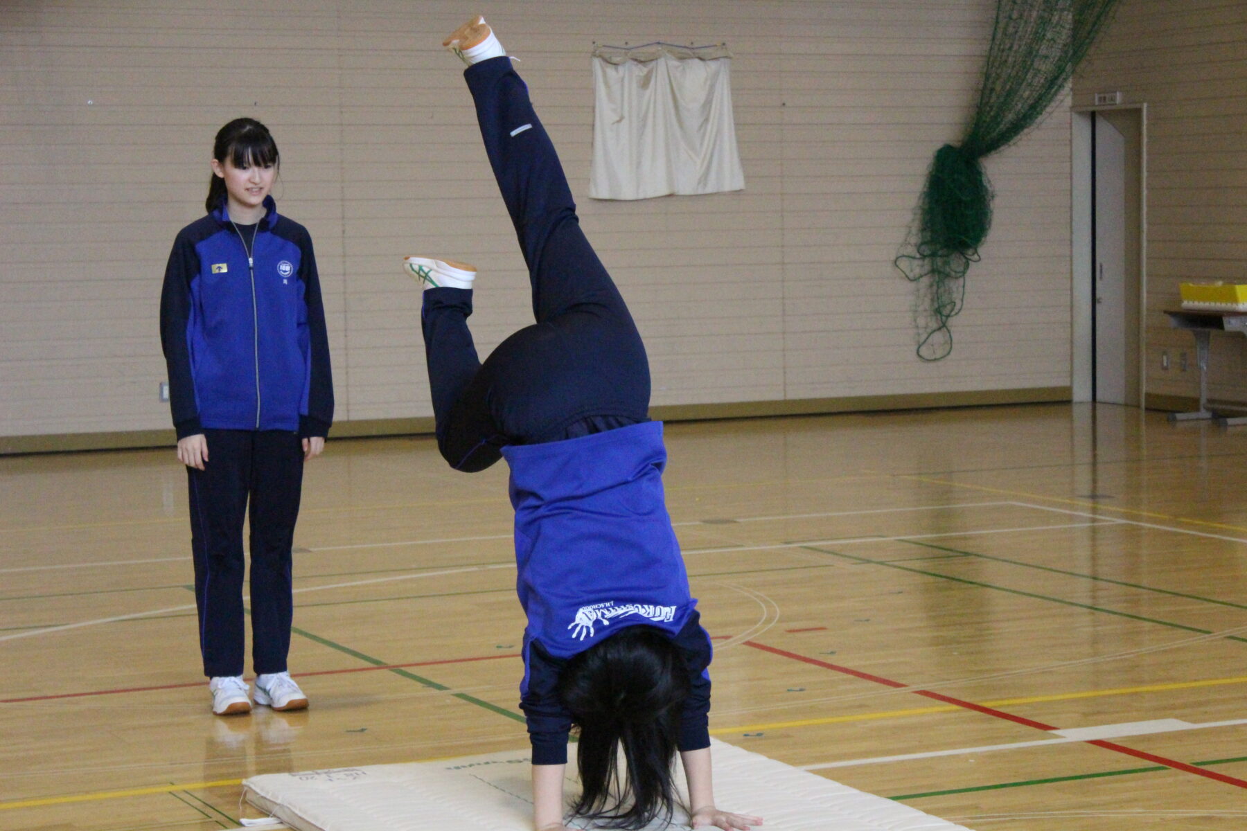 器械運動　今日はテストです 1枚目写真