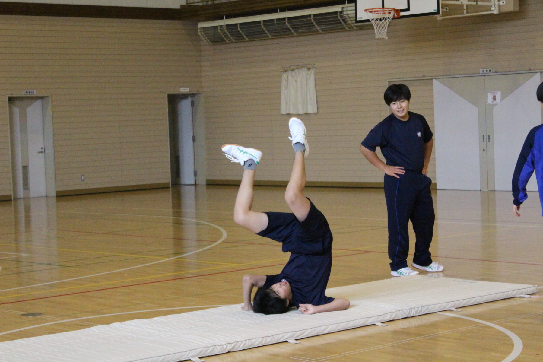 器械運動　今日はテストです 2枚目写真