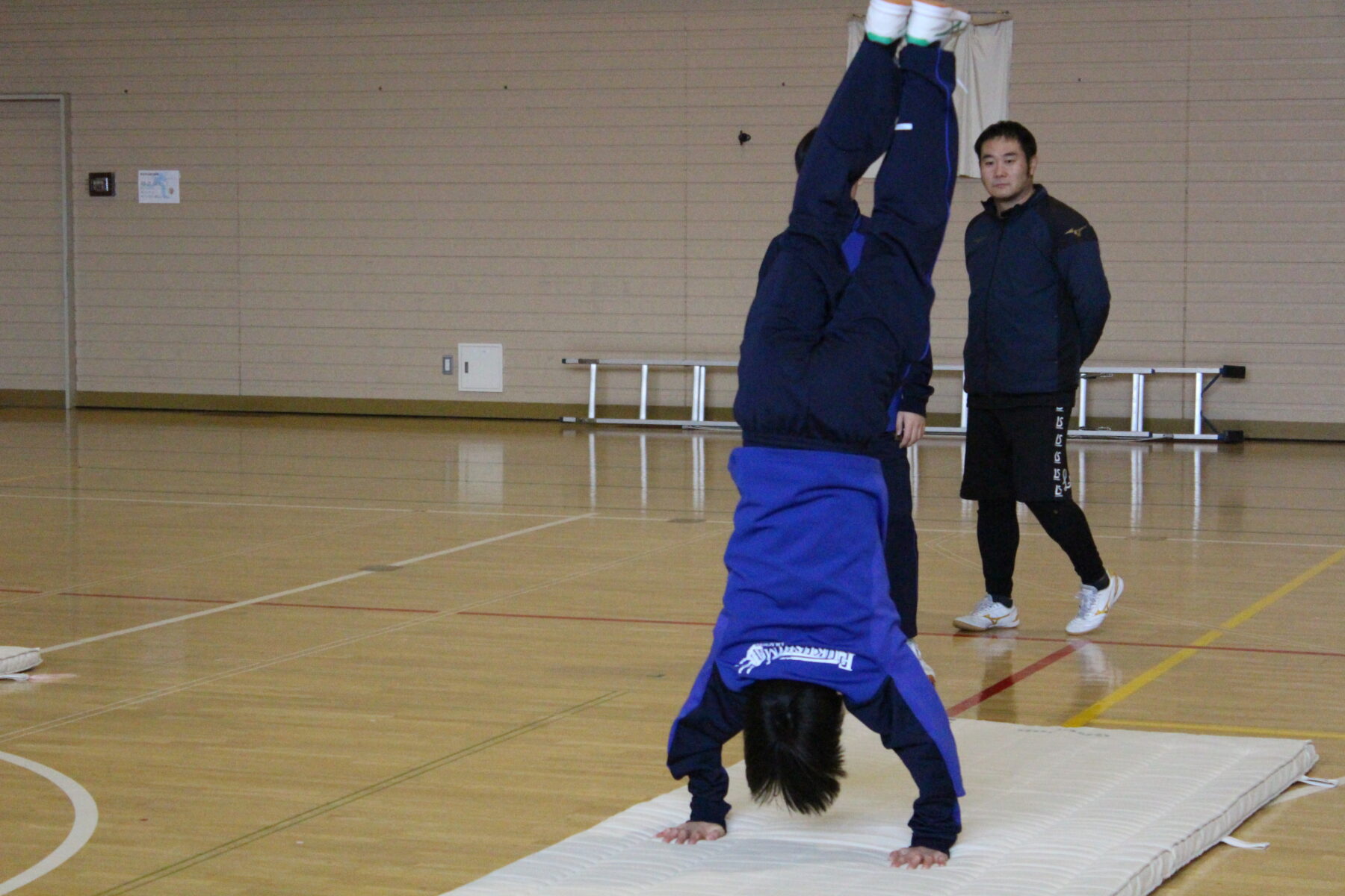 器械運動　今日はテストです 5枚目写真