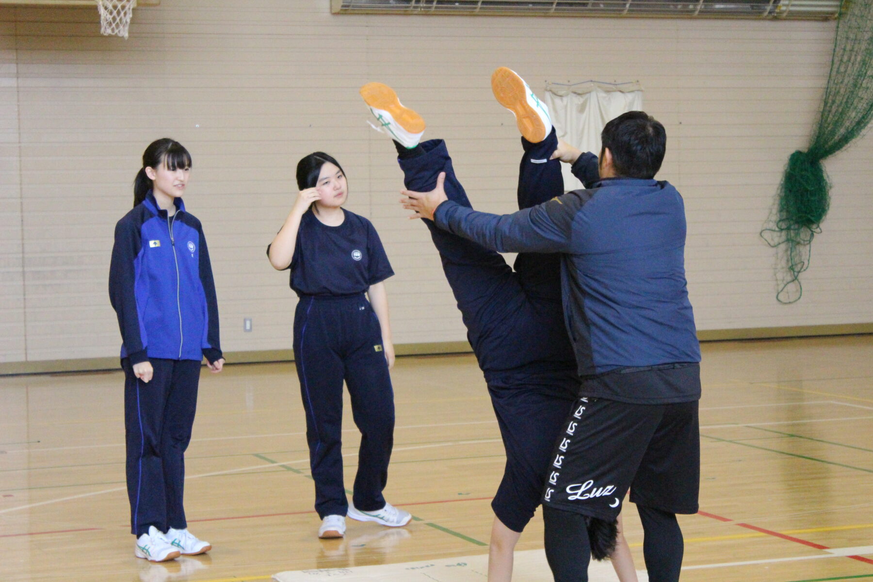 器械運動　今日はテストです 9枚目写真