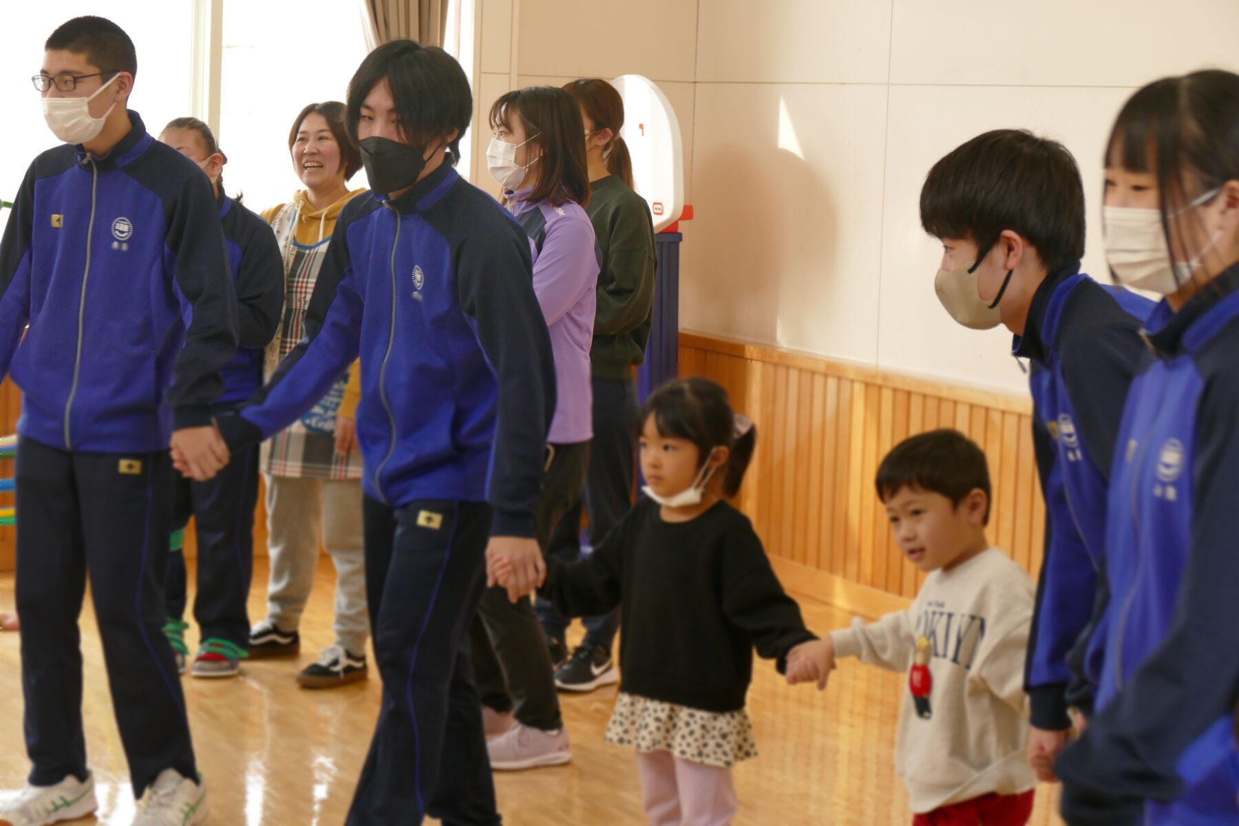 ３年家庭科　保育実習 7枚目写真