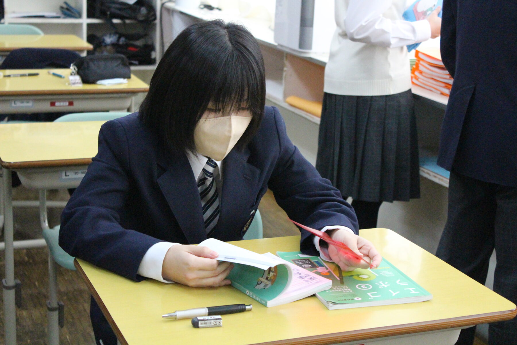 昼休みの福中生 5枚目写真