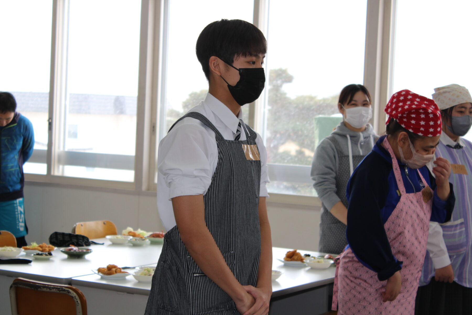 ３年総合的な学習の時間　郷土料理体験その６ 5枚目写真