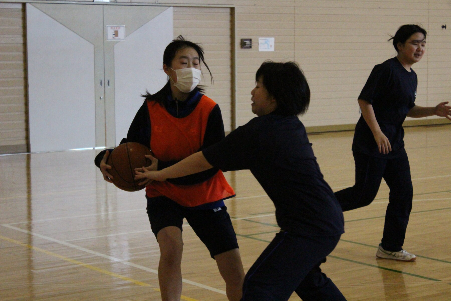 ２・３年合同バスケットボール 8枚目写真