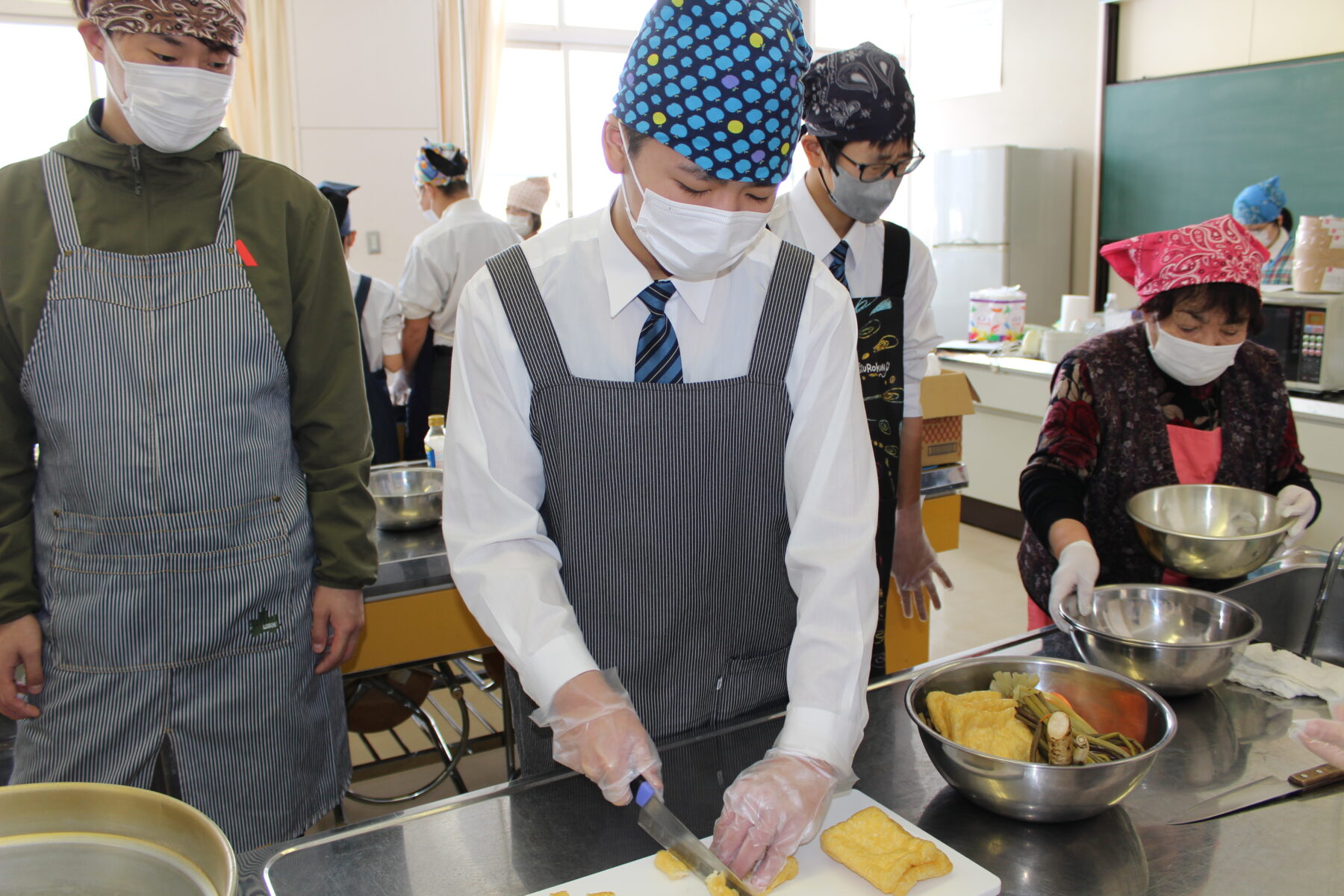 郷土料理体験　１・２年生　その１ 6枚目写真