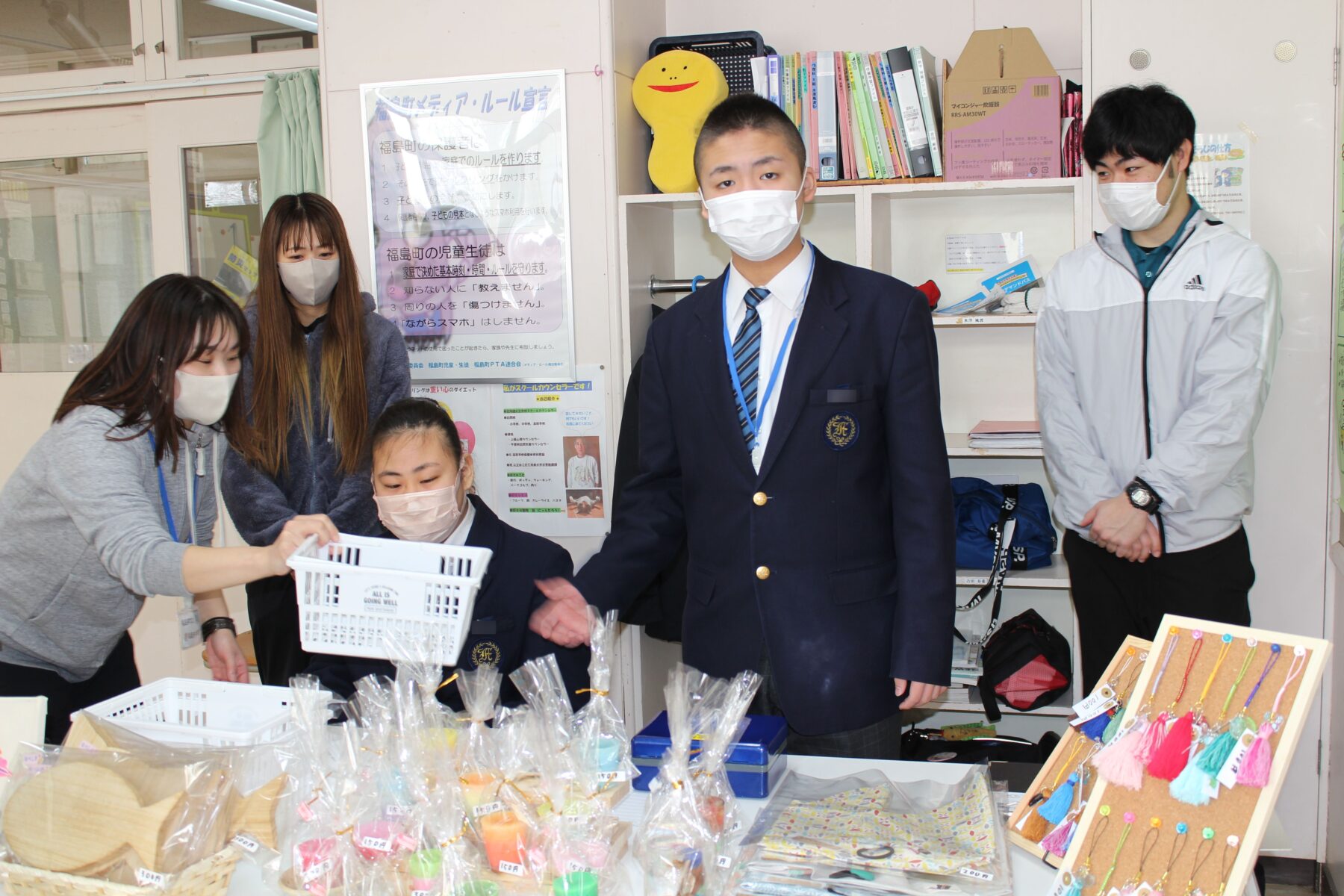 教育福祉・合同作品展販売会販売実習 5枚目写真