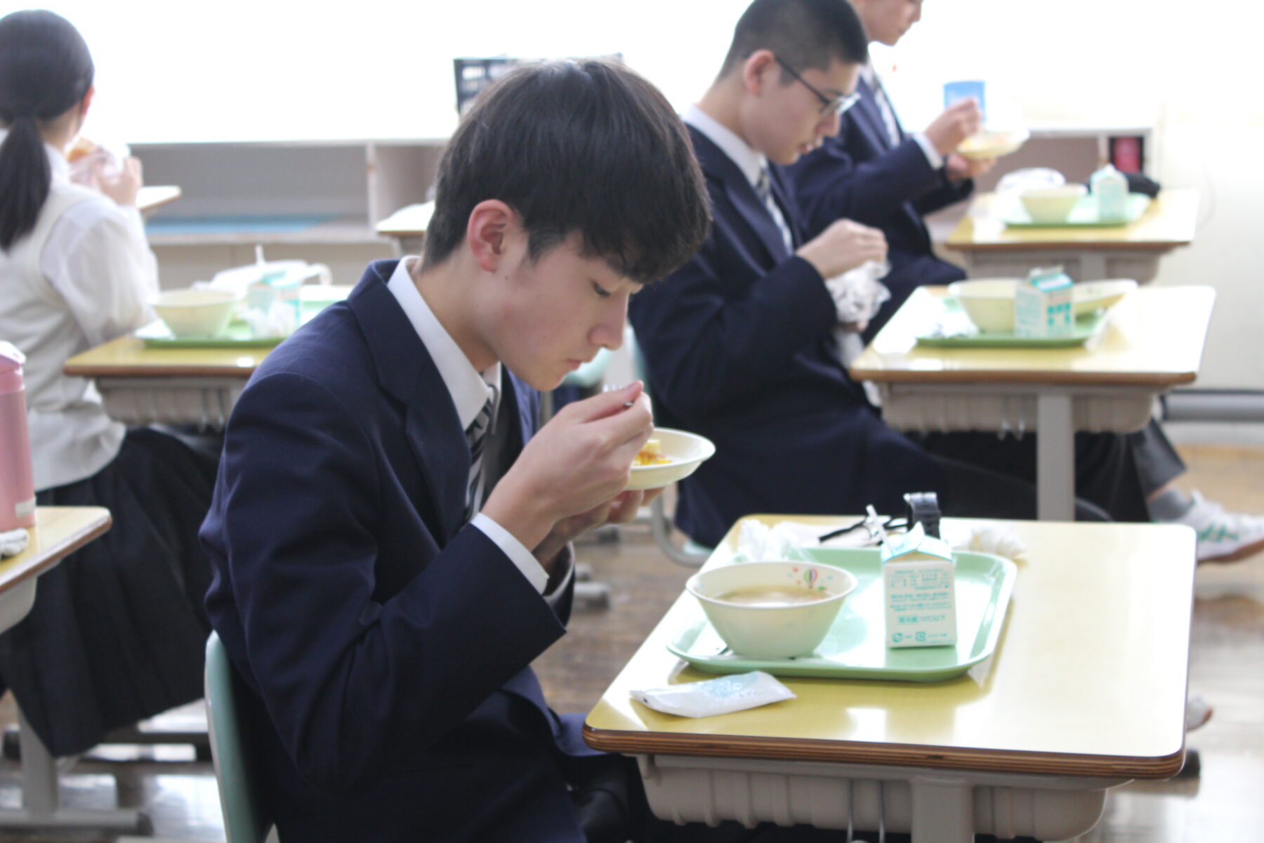 楽しい給食 4枚目写真