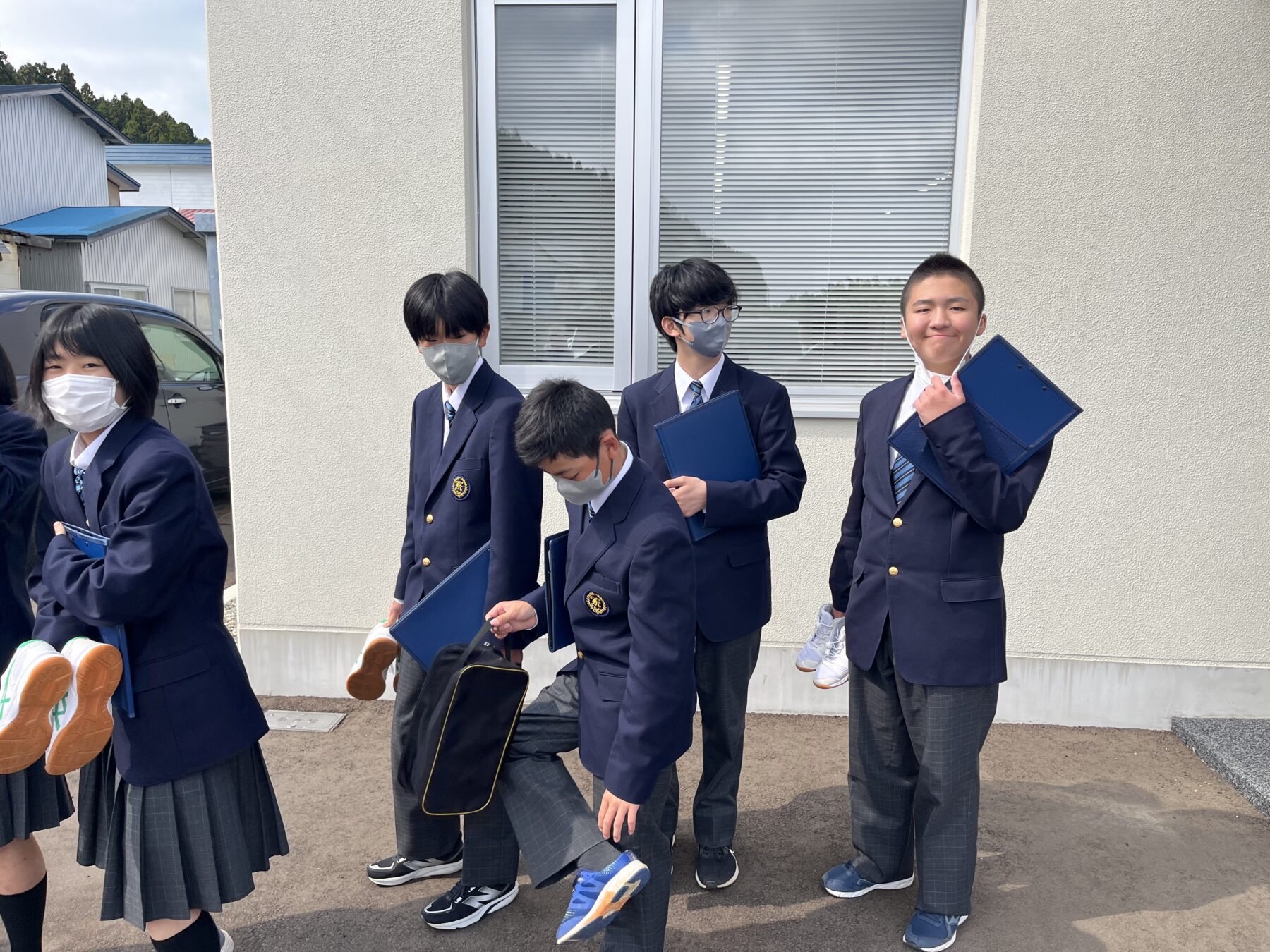 ２年生総合　福島町水産種苗生産センター見学 5枚目写真