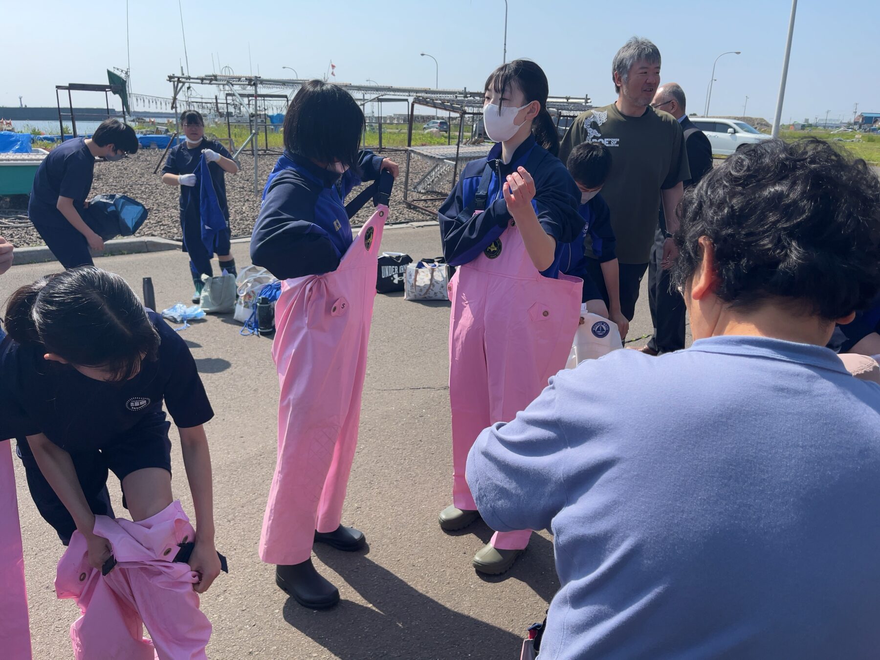 2年生総合　コンブ漁体験 2枚目写真