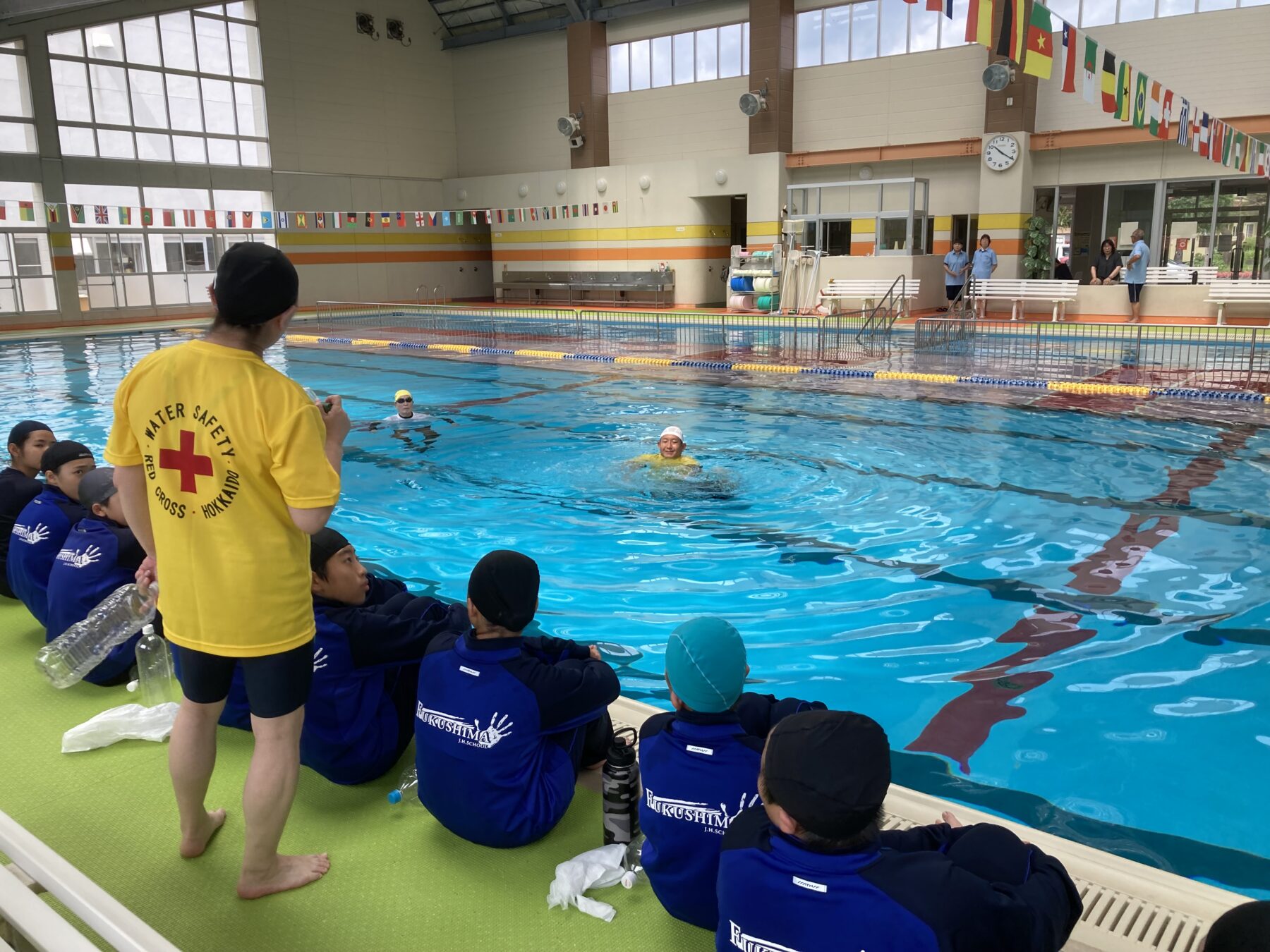 １年生保健体育　水泳指導＆水難事故防止講習 5枚目写真