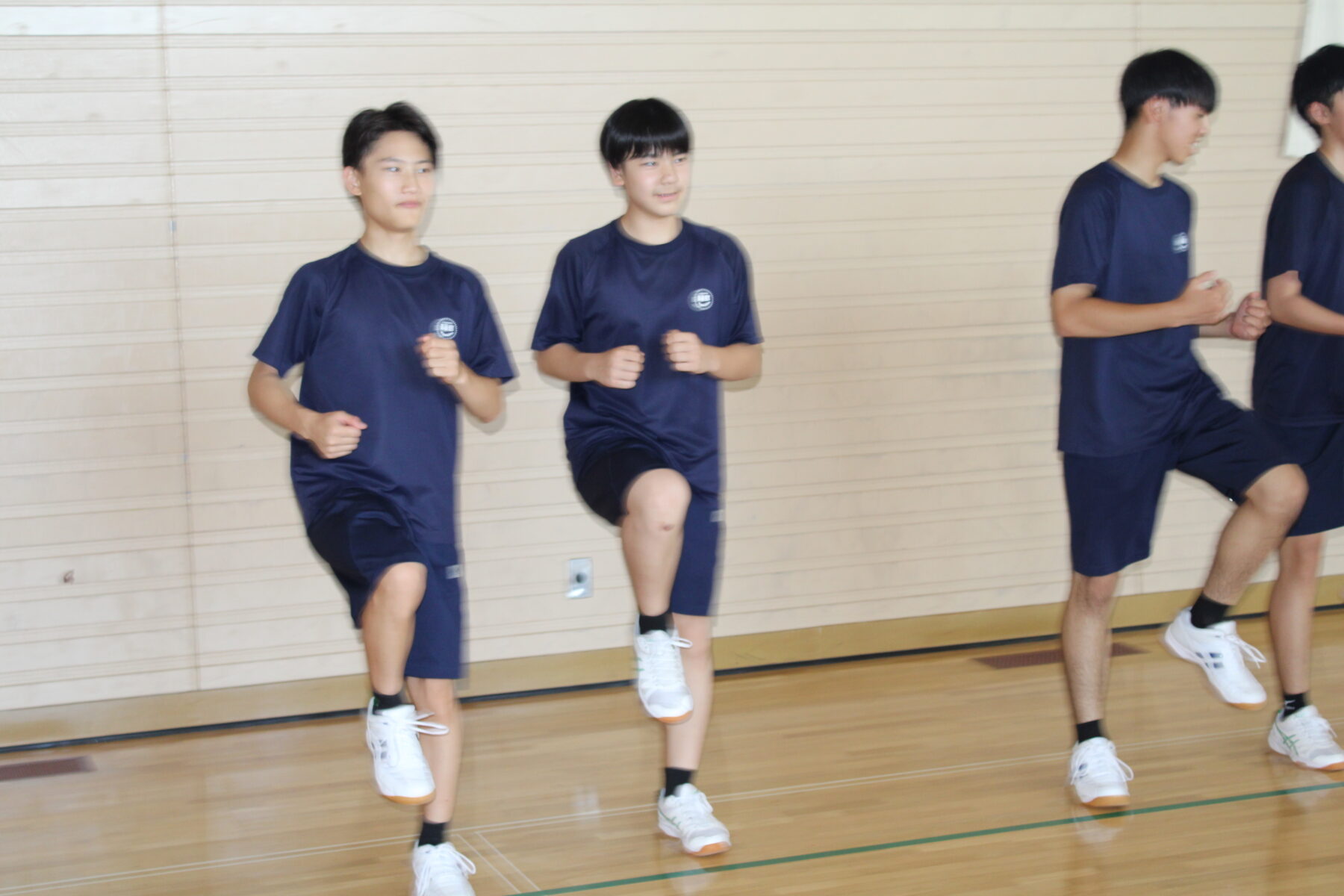 総合的な学習　全校生徒による地域伝統芸能体験会 5枚目写真