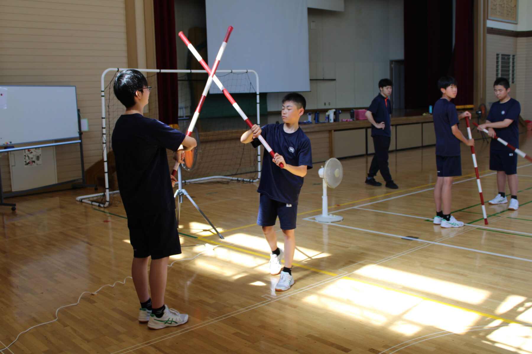 総合的な学習　全校生徒による地域伝統芸能体験会 8枚目写真
