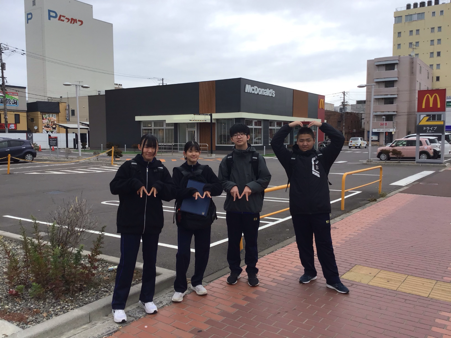 ２年生総合　職場体験（函館市内） 9枚目写真