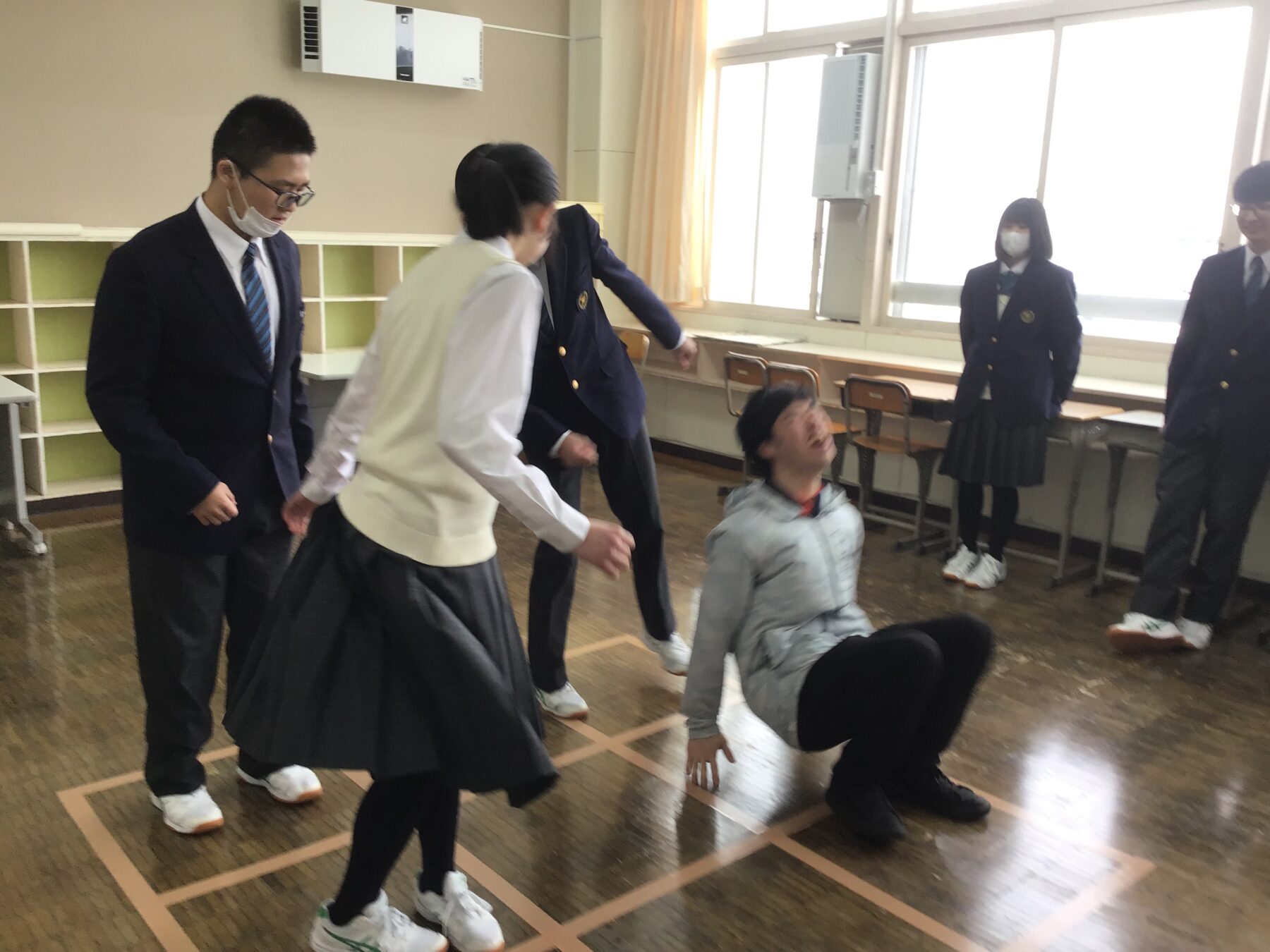 ２年生学級レクリエーション 2枚目写真