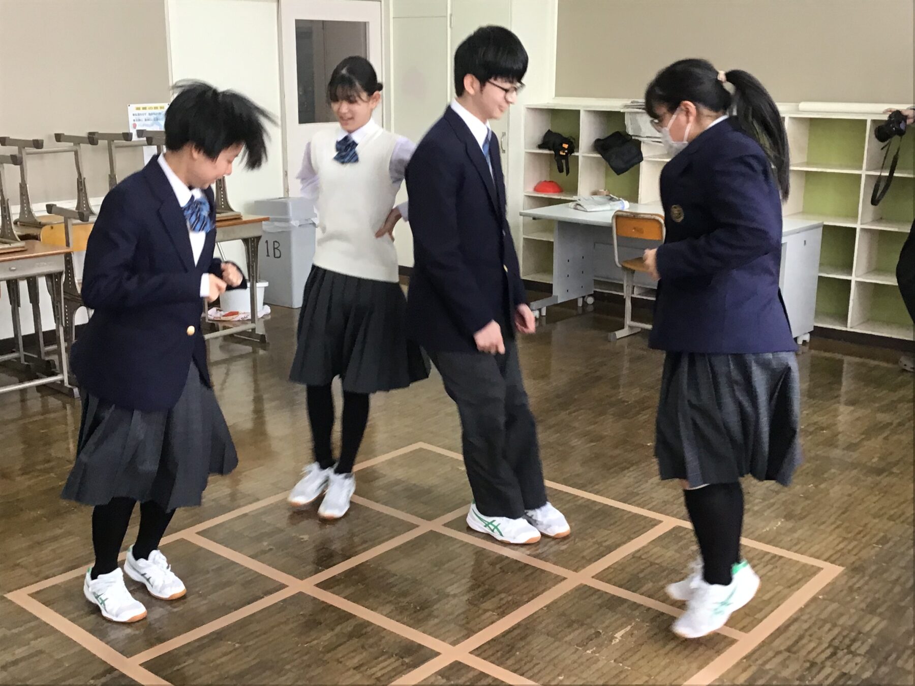 ２年生学級レクリエーション 5枚目写真