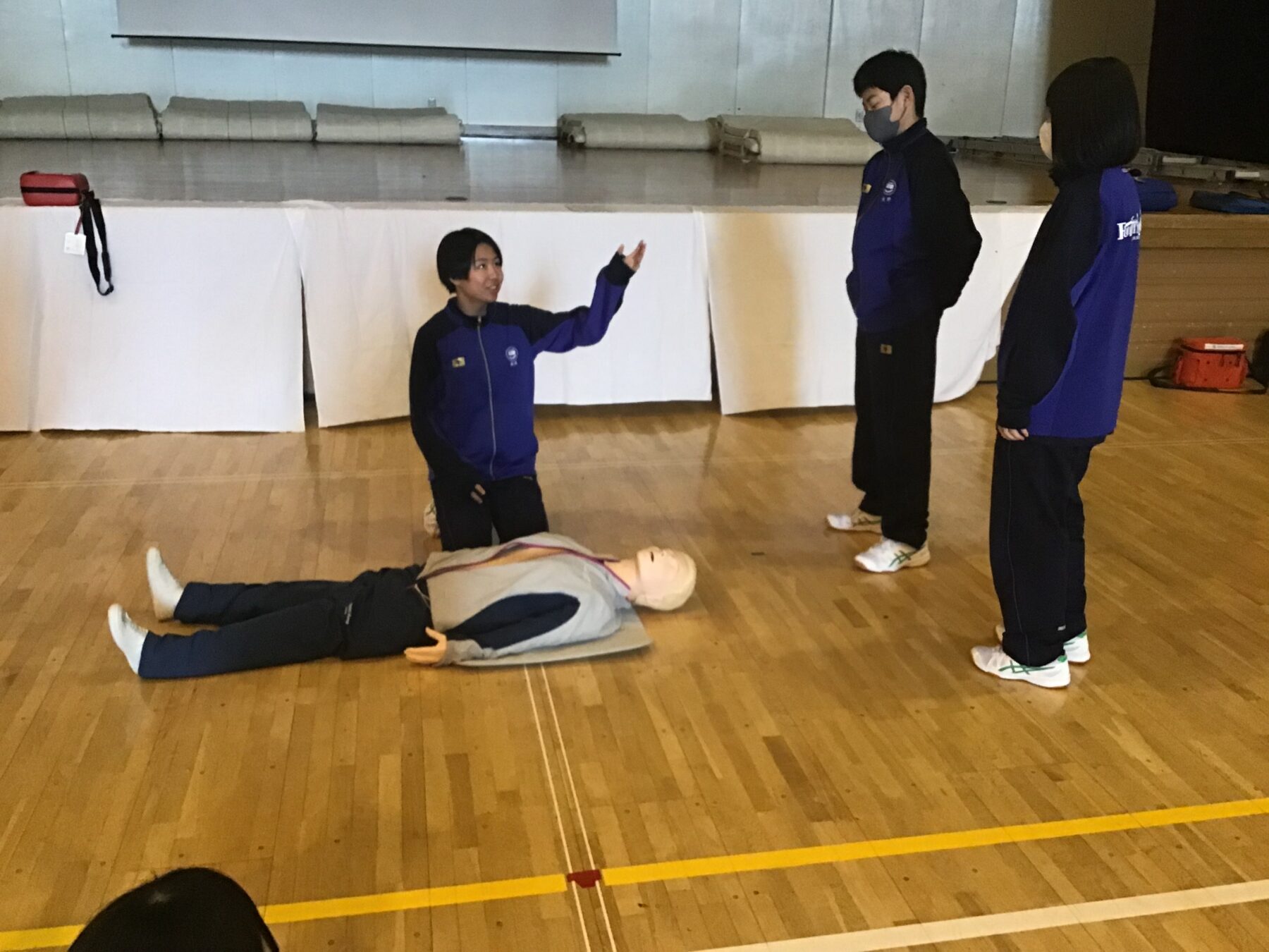 ２年生　救命救急講習 4枚目写真