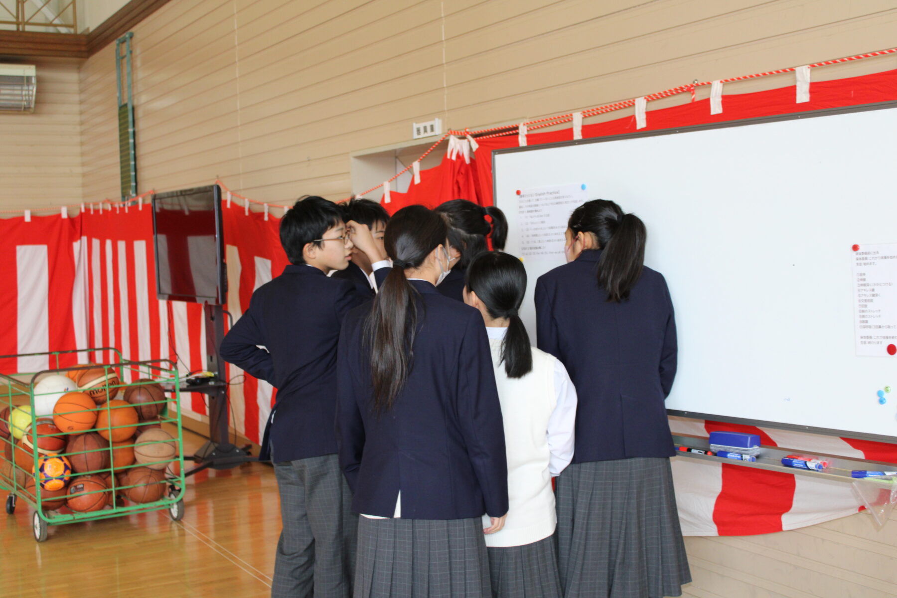 １年生学級レクリエーション 6枚目写真