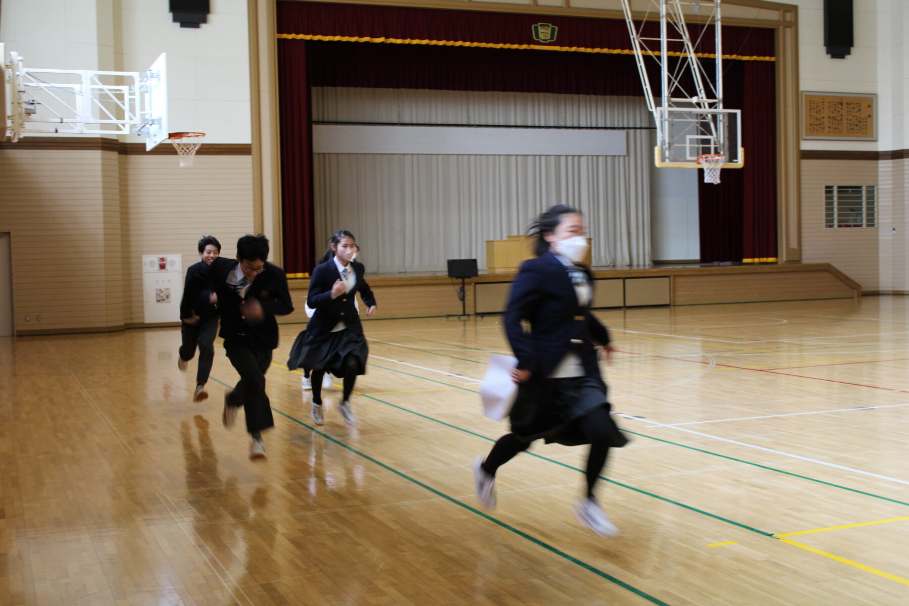 １年生学級レクリエーション 7枚目写真