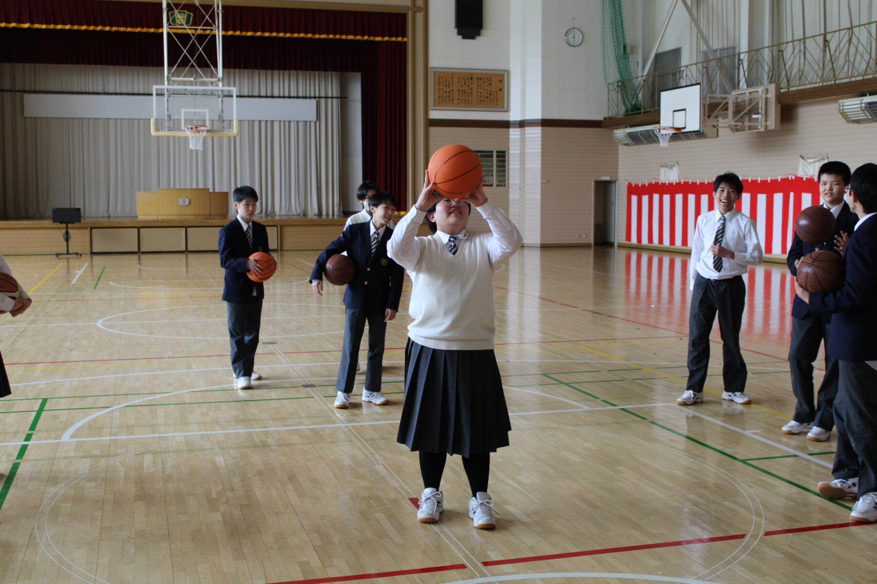 １年生学級レクリエーション 9枚目写真