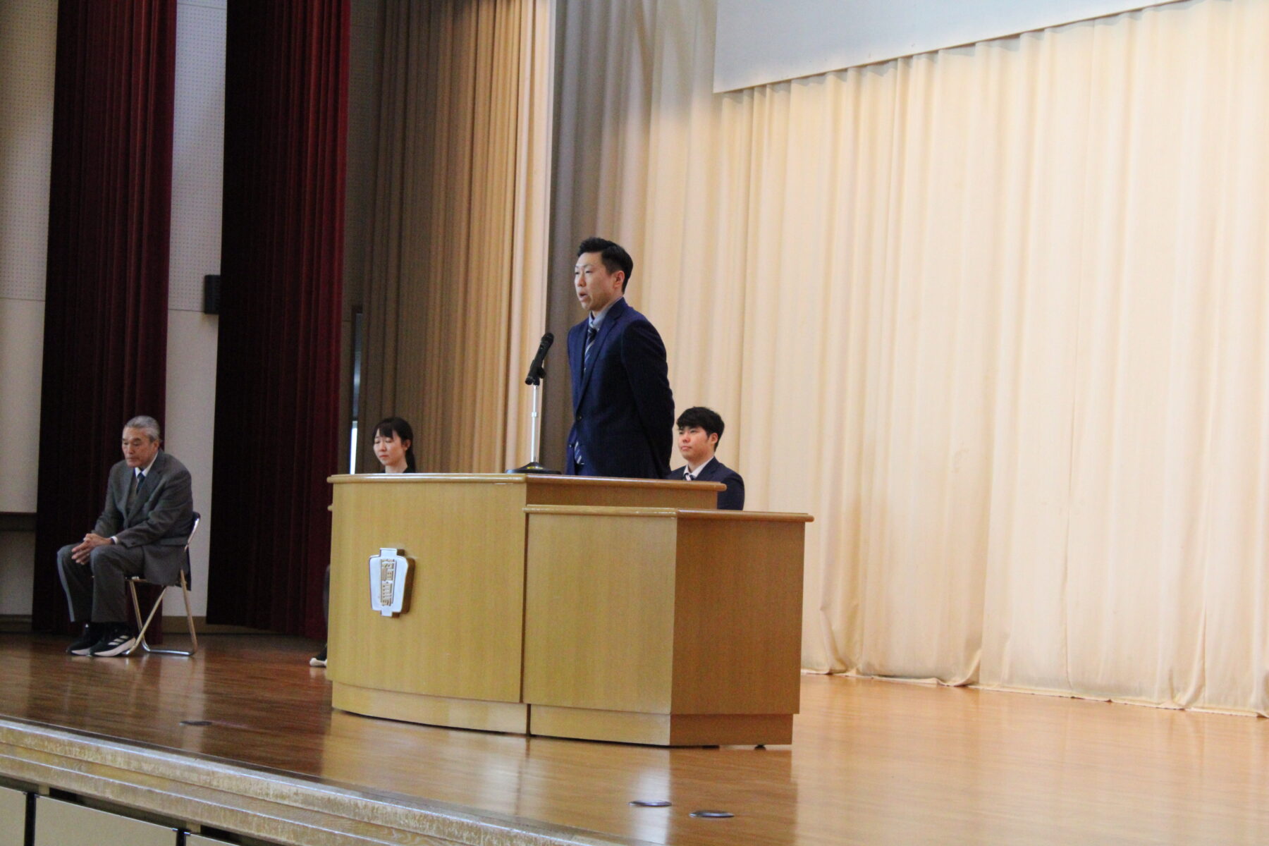 修了式・離任式 6枚目写真