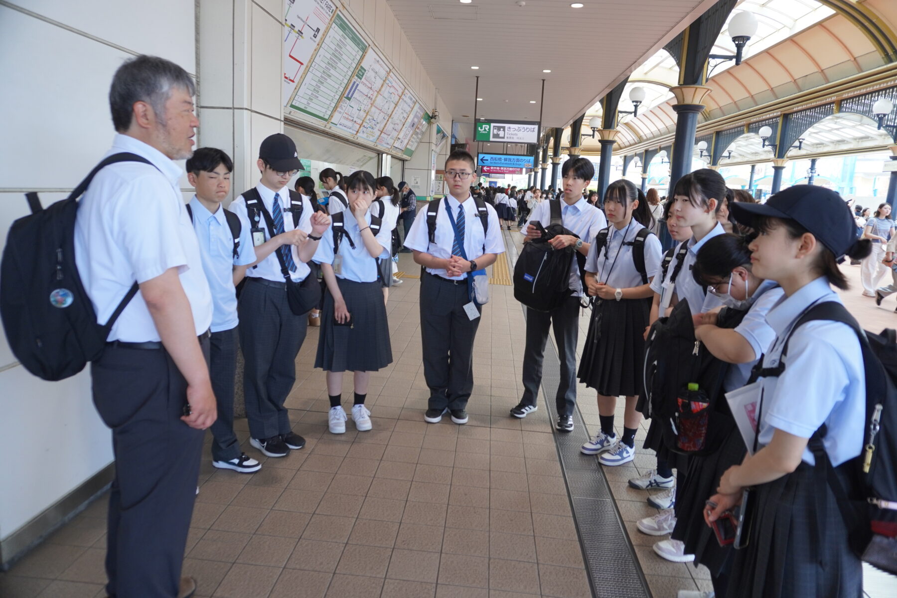 見学旅行スナップショット② 3枚目写真