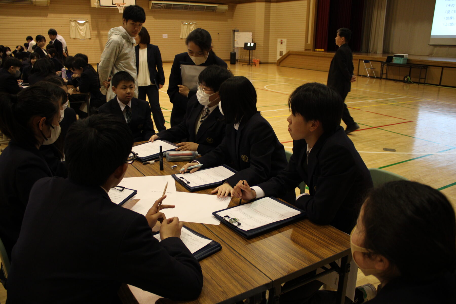5月12日いじめ撲滅集会 9枚目写真