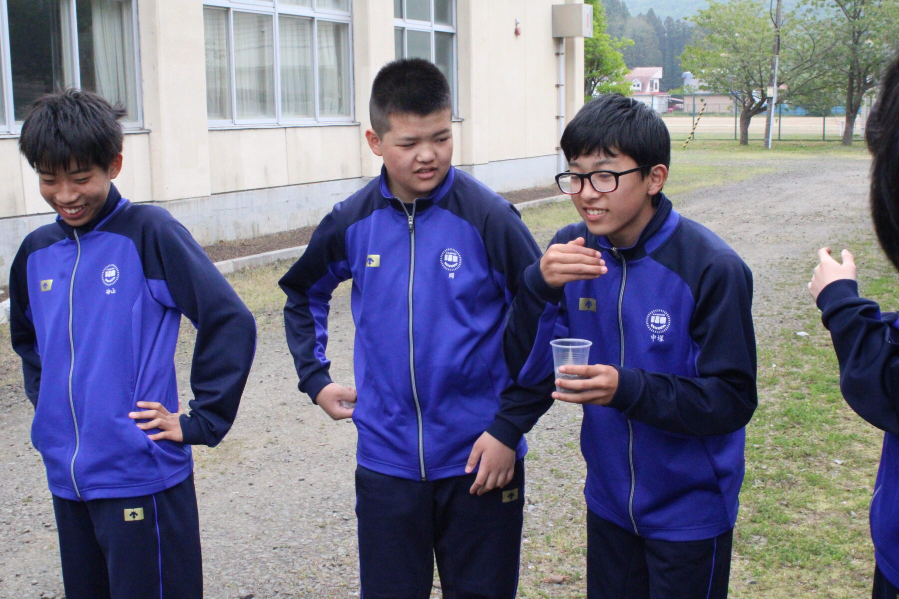 ５月２１日２年技術（栽培） 9枚目写真