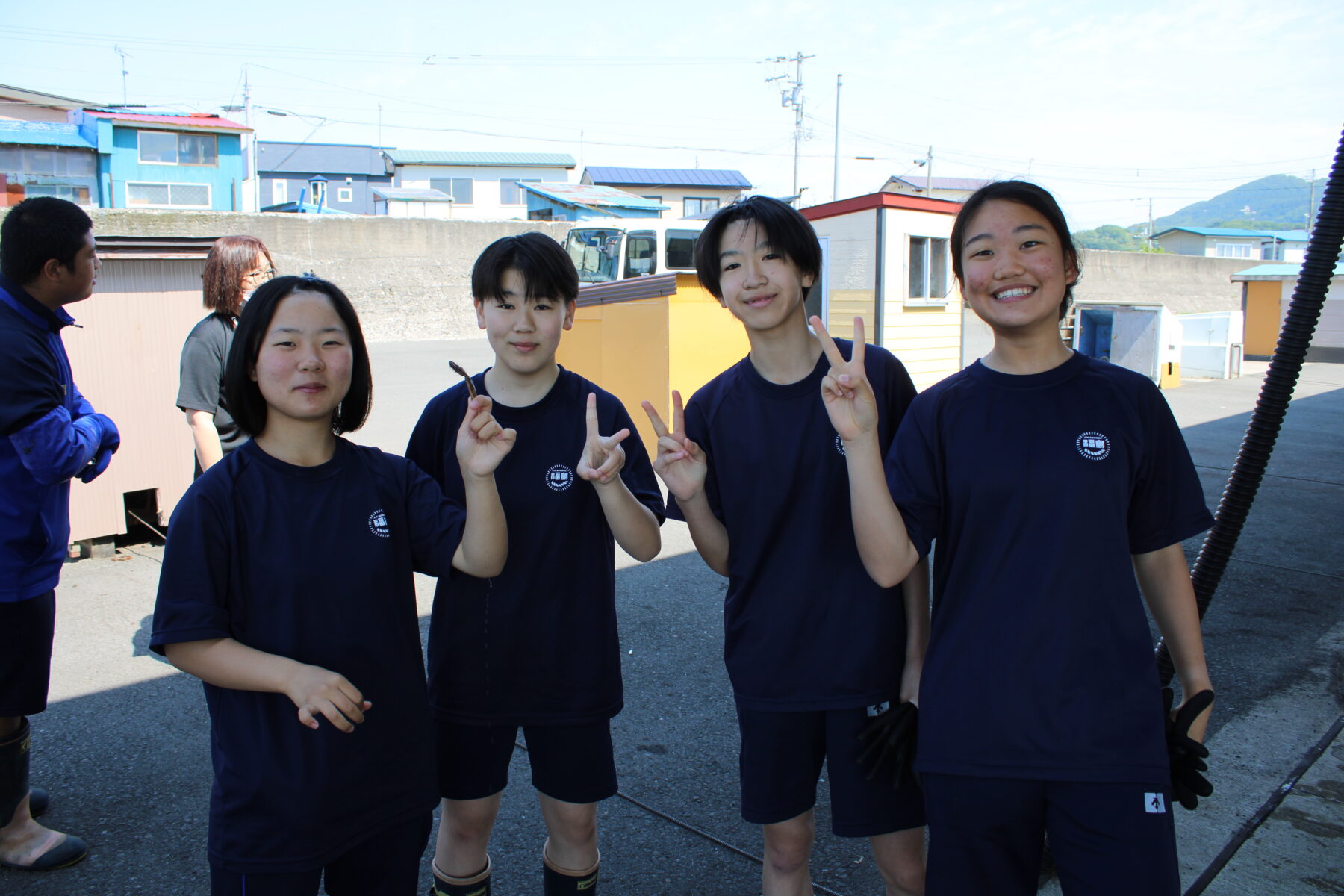 ６月１７日２年生総合漁業体験 9枚目写真