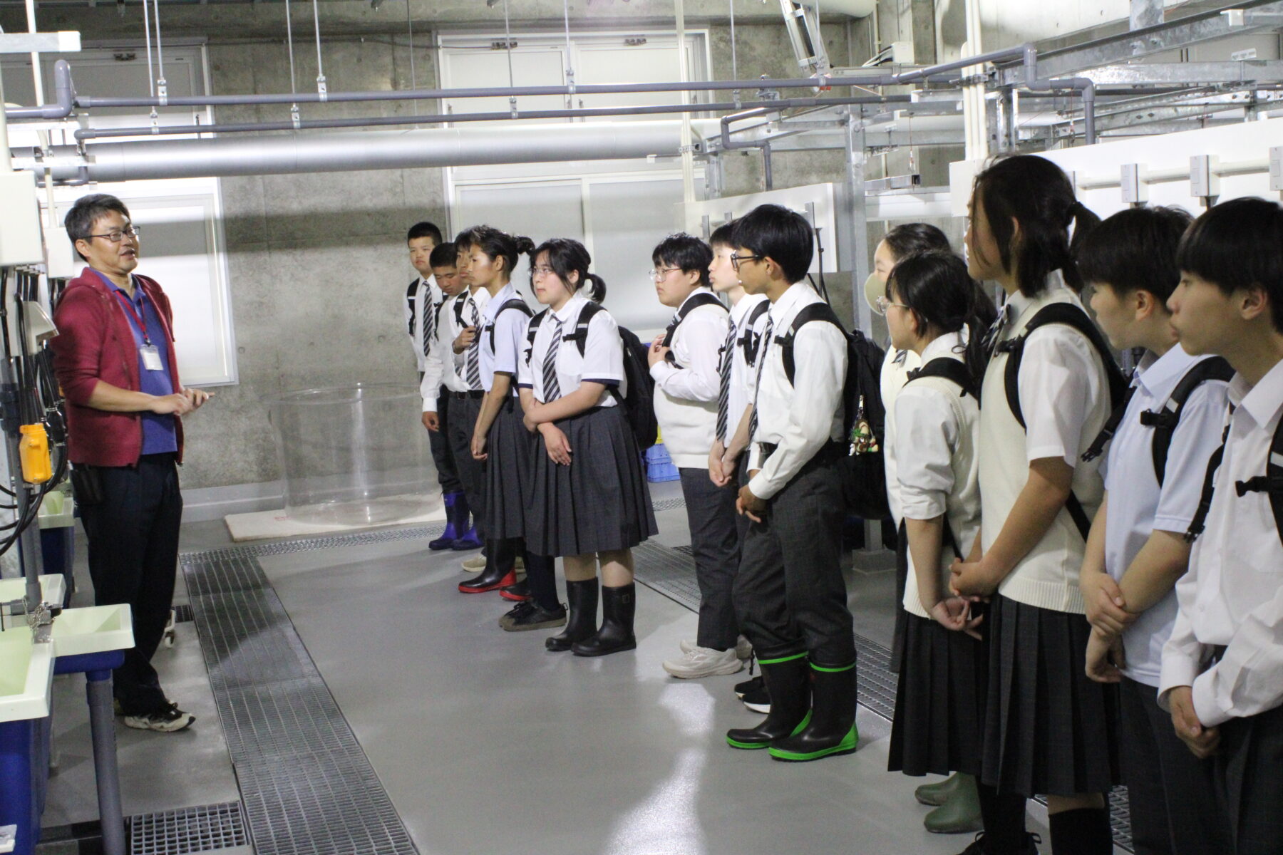 ６月１日２年生総合漁業講話 1枚目写真
