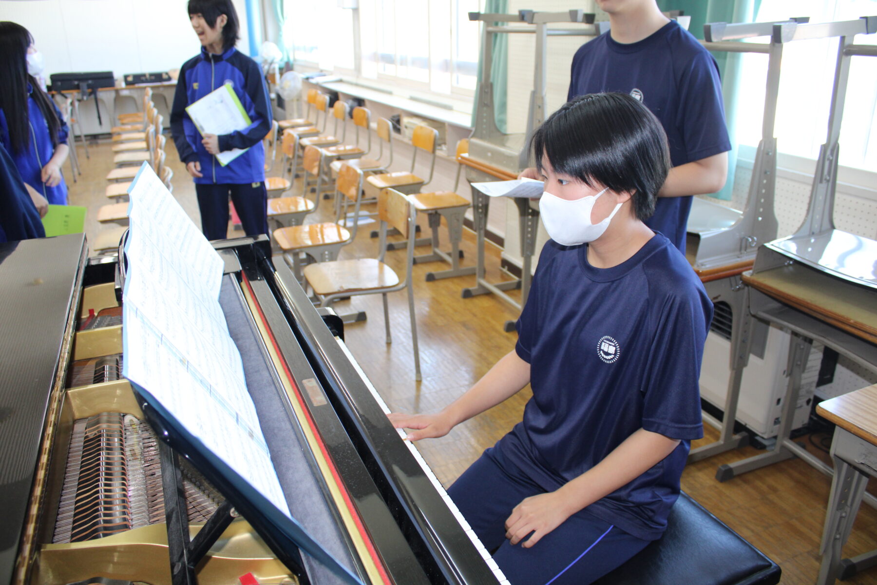 ９月１７日全校合唱 6枚目写真