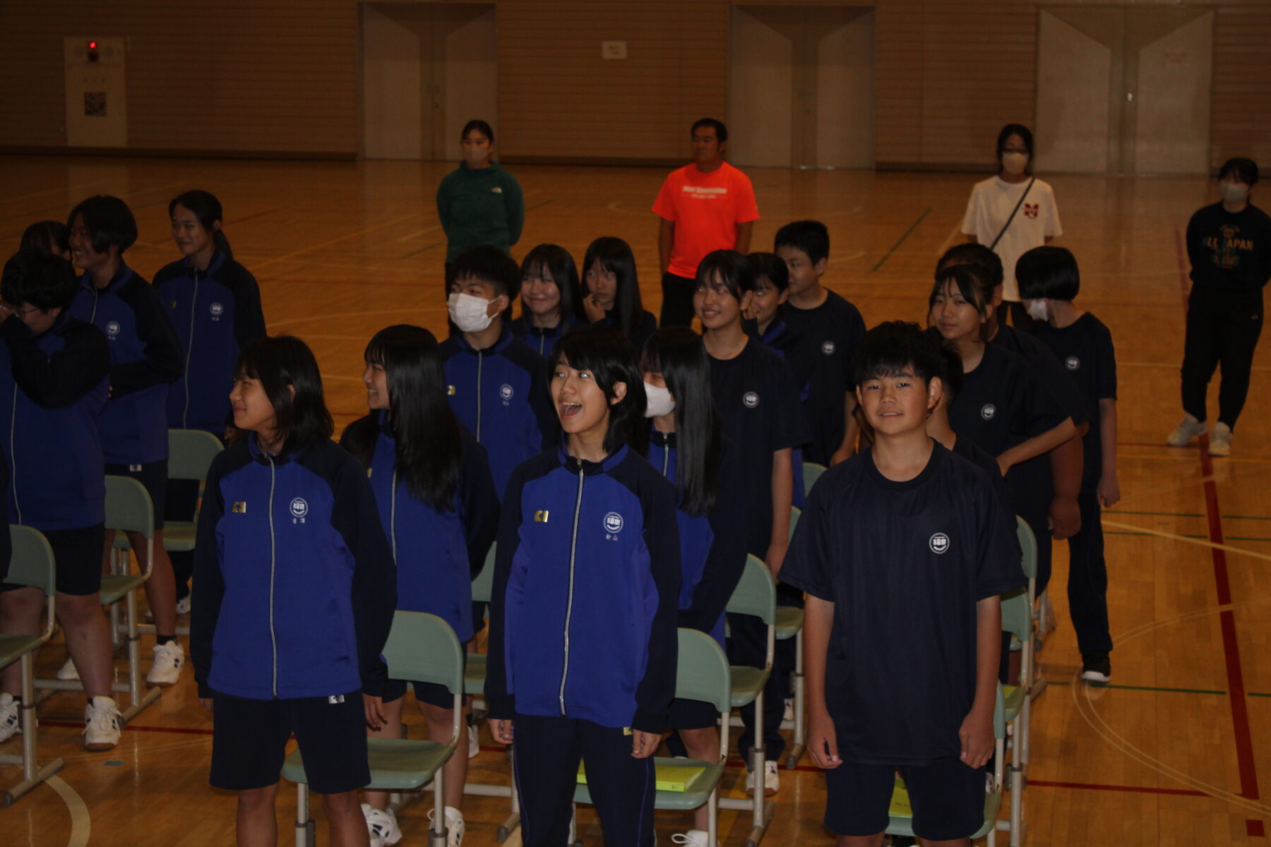 ９月２５日全校合唱② 6枚目写真