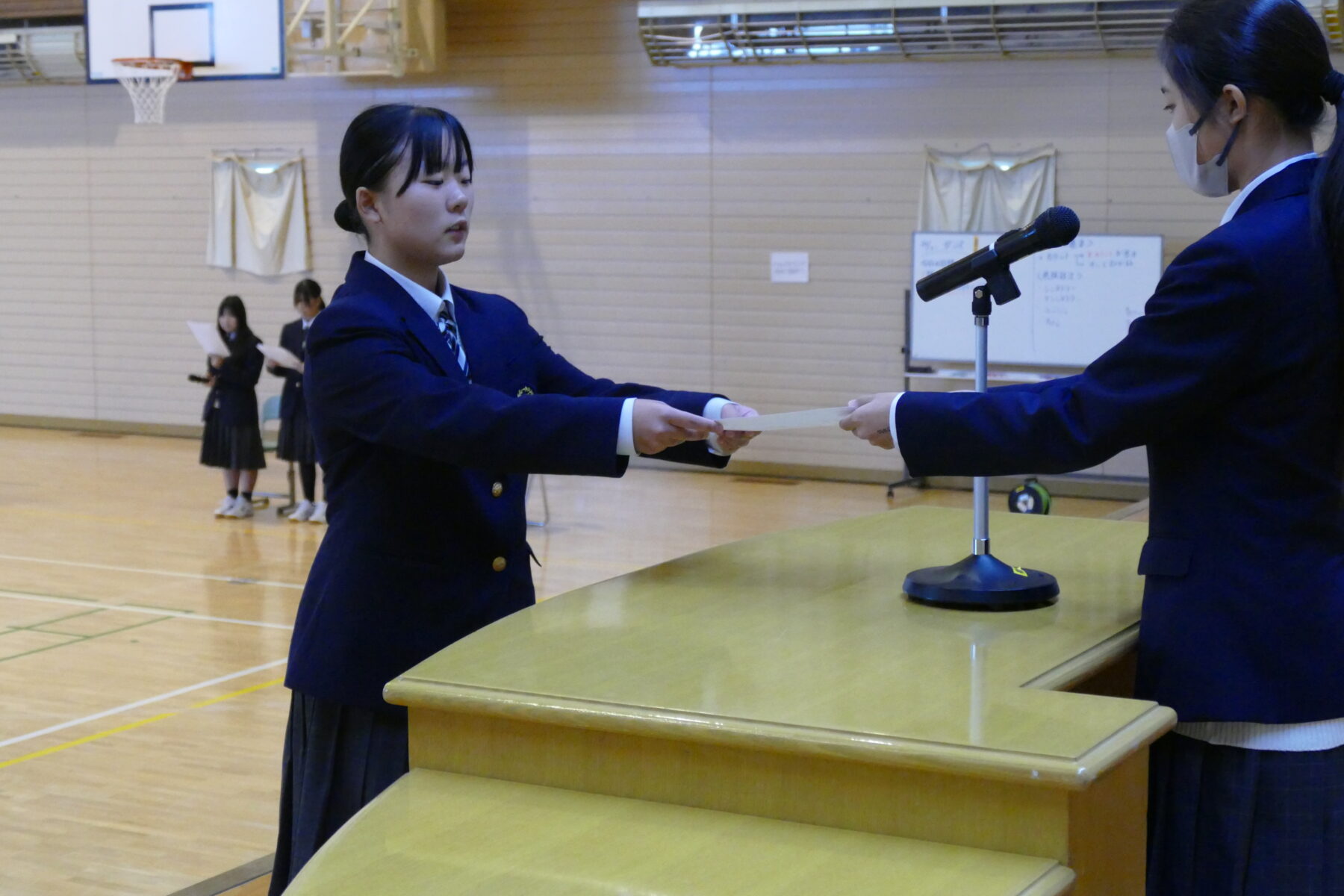 １０月２１日生徒会認証式 9枚目写真